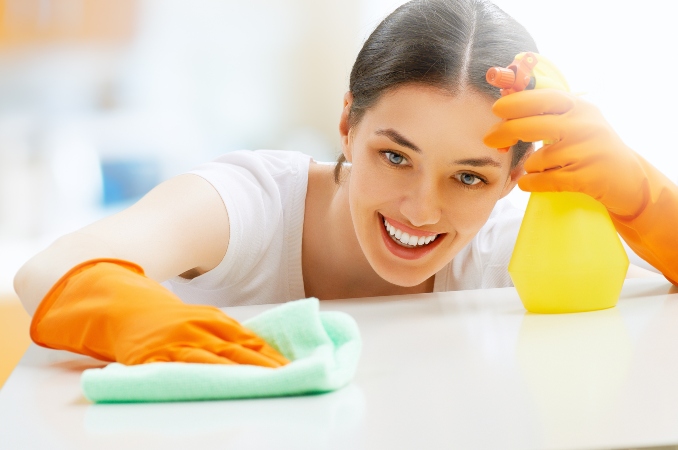 What Are the Specialty Services Provided by House Cleaners in Surprise, AZ?